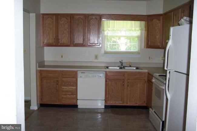 property at 8435 Chesley Dr