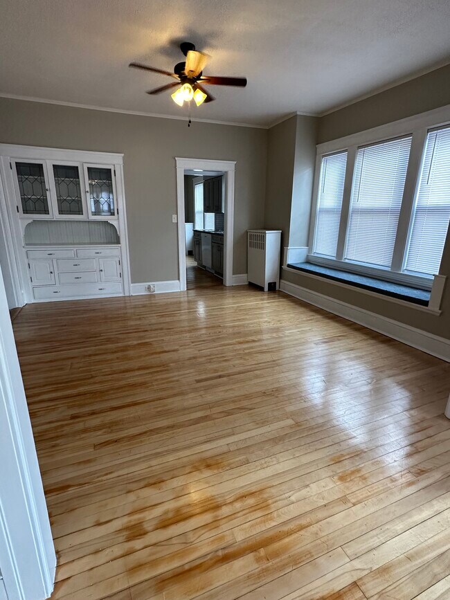 64 Tower St Apartments and Nearby Worcester Apartments For Rent