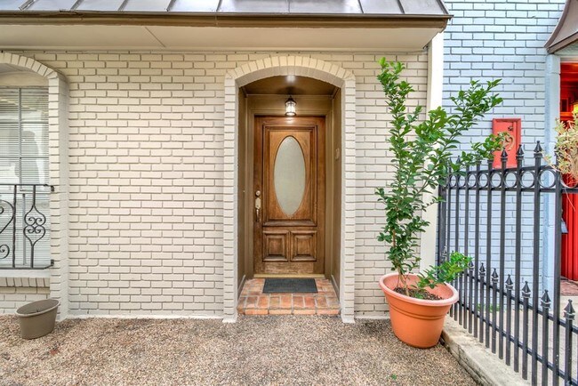 811 Lovett Blvd in Houston, TX - Building Photo - Building Photo