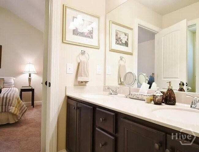 property at 157 Putters Dr