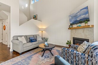 2477 W Mission Timber Cir in Flagstaff, AZ - Building Photo - Building Photo