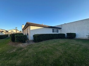 233 Marquis Pl in Santa Maria, CA - Building Photo - Building Photo