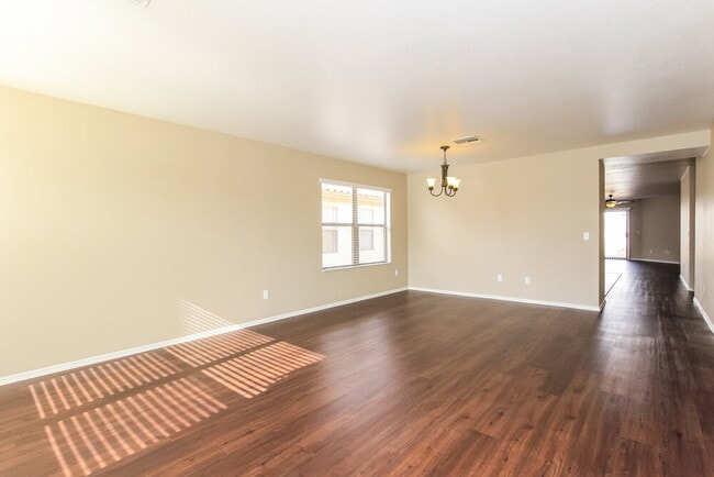 15830 W Gelding Dr in Surprise, AZ - Building Photo - Building Photo