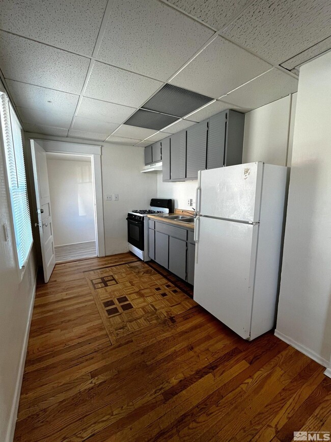 40 Caliente St in Reno, NV - Building Photo - Building Photo