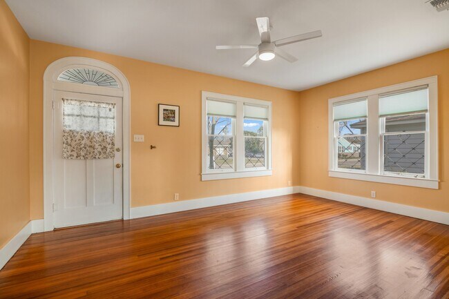 property at 4823 Fannin Dr