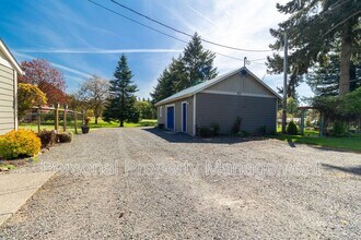 18303 NW 41st Ave in Ridgefield, WA - Building Photo - Building Photo