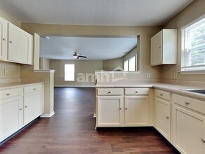 10215 Noble Ct in Indianapolis, IN - Building Photo - Building Photo