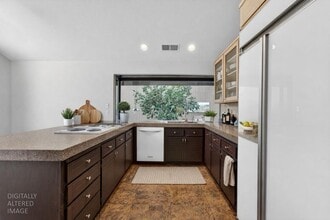 1911 Discovery Village Ln in Gold River, CA - Building Photo - Building Photo