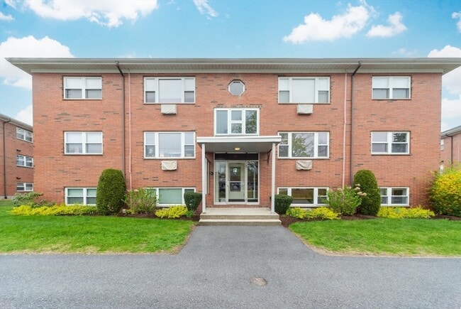 property at 41 Warren St