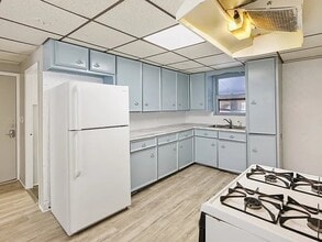 27 St Paul St, Unit 1 in Blackstone, MA - Foto de edificio - Building Photo