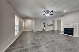 18138 Garden Manor Dr in Houston, TX - Building Photo - Building Photo