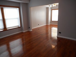 4616 W Jackson Blvd-Unit -4616 w Jackson Blvd. in Chicago, IL - Building Photo - Building Photo