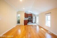 111 W Edgevale Rd photo'