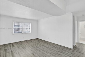 7520 NE Miami Ct in Miami, FL - Building Photo - Building Photo