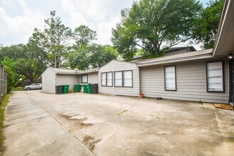 3912 Childress St in Houston, TX - Building Photo - Building Photo
