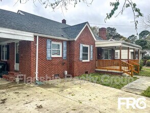 1614 Edgerton St in Goldsboro, NC - Building Photo - Building Photo