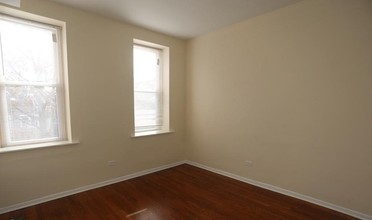 3340 S Carpenter St in Chicago, IL - Building Photo - Interior Photo