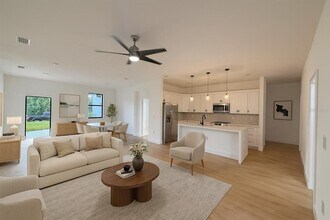 5486 Riley Ln in Port Charlotte, FL - Building Photo - Building Photo