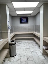 3800 S Ocean Dr, Unit 1725 in Hollywood, FL - Foto de edificio - Building Photo