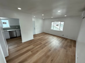 780 Junipero Ave in Long Beach, CA - Building Photo - Building Photo