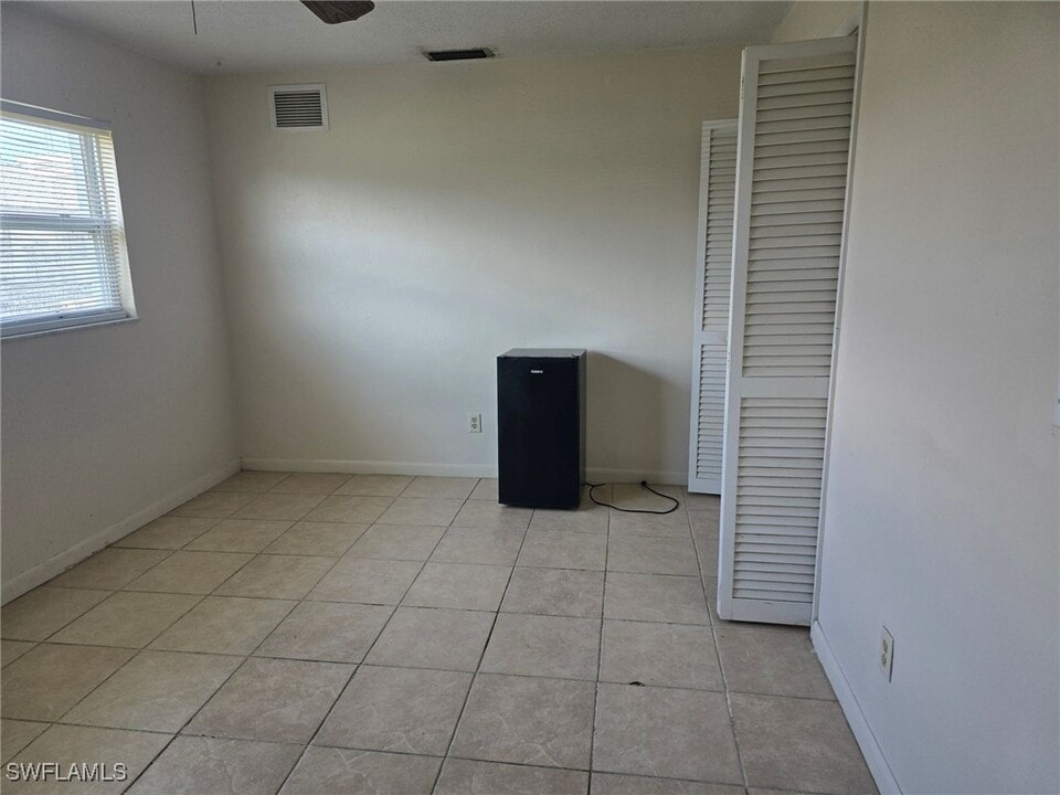 3810 SE 12th Ave in Cape Coral, FL - Building Photo