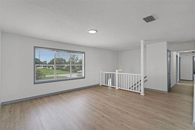 663 S Econlockhatchee Trail in Orlando, FL - Building Photo - Building Photo