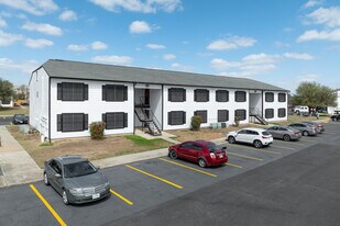 Ranch at 1856 Apartments in San Marcos, TX - Building Photo