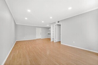 3131 Cummins St in Houston, TX - Building Photo - Building Photo