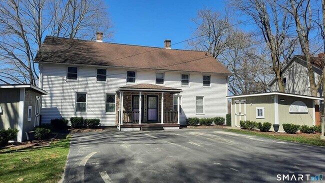 21-23-23 Community Ave, Unit 21 Community Ave in Plainfield, CT - Foto de edificio - Building Photo