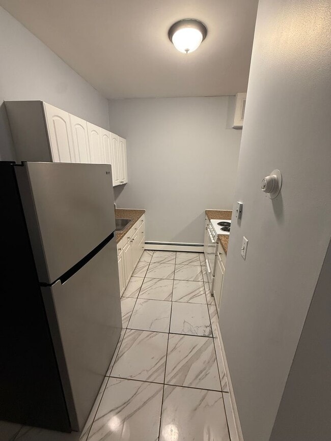 property at 178-188-188 S Whitney St