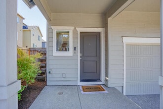 1321 NE 72nd Way in Vancouver, WA - Building Photo - Building Photo