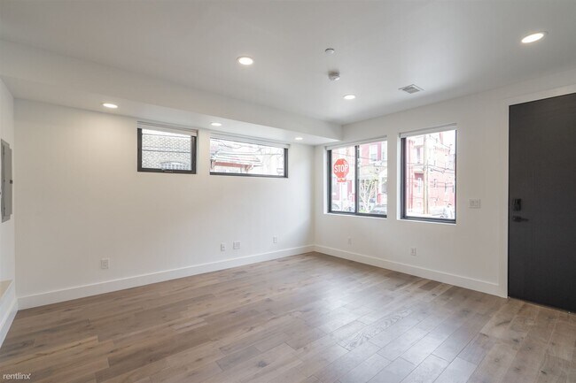 3222 Turner St-Unit -Unit 1 in Philadelphia, PA - Building Photo - Building Photo