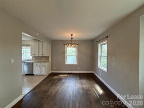 2520 Brentwood Pl in Charlotte, NC - Building Photo - Building Photo