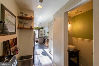 1814 Christian St in Philadelphia, PA - Building Photo - Building Photo