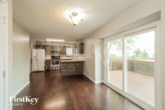 16110 Spring Valley Rd in Belton, MO - Building Photo - Building Photo