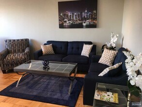 6515 Boulevard E-Unit -4N in West New York, NJ - Building Photo - Building Photo