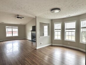 5656 Seafield Ln in Hope Mills, NC - Building Photo - Building Photo