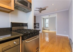 BEDFORD ST., Unit 2D in New York, NY - Building Photo - Building Photo