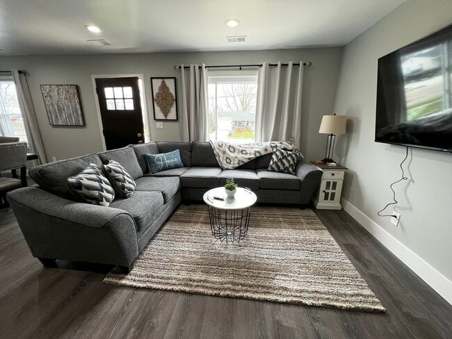 956 Olympia Dr in Mason, OH - Building Photo - Building Photo