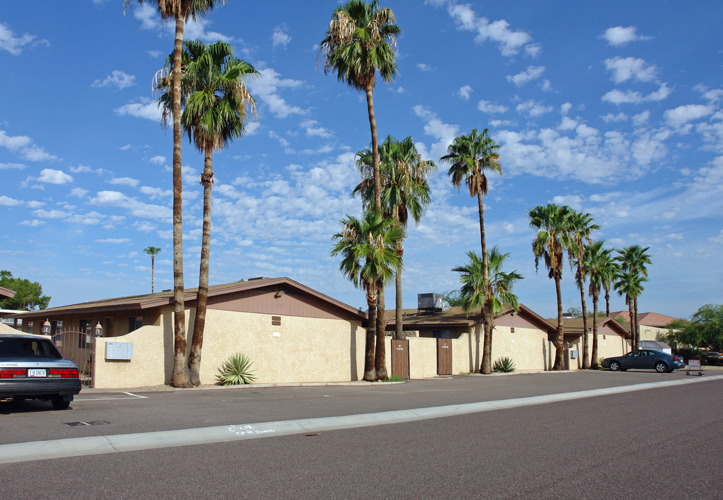 Gentle Acres in Phoenix, AZ - Foto de edificio