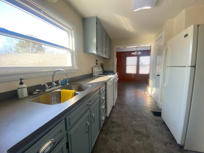 property at 5544 MO-25