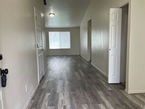 4255 Studio Ct NE in Salem, OR - Building Photo - Building Photo