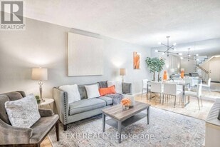 63 Barrett Crescent in Ajax, ON - Building Photo