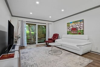 151 Por La Mar Cir in Santa Barbara, CA - Building Photo - Building Photo