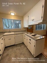 5048 Sand Point Pl NE in Seattle, WA - Building Photo - Building Photo