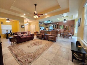 21 Fairway Ct in Mission, TX - Building Photo - Building Photo