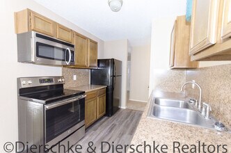 1655 Linda Lee Dr in San Angelo, TX - Building Photo - Building Photo