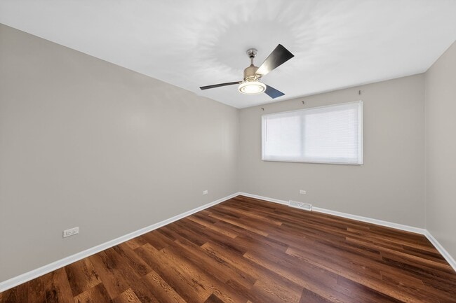 15334 Larkspur Ln in Orland Park, IL - Building Photo - Building Photo