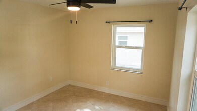 1502 Ave I in Fort Pierce, FL - Building Photo - Building Photo