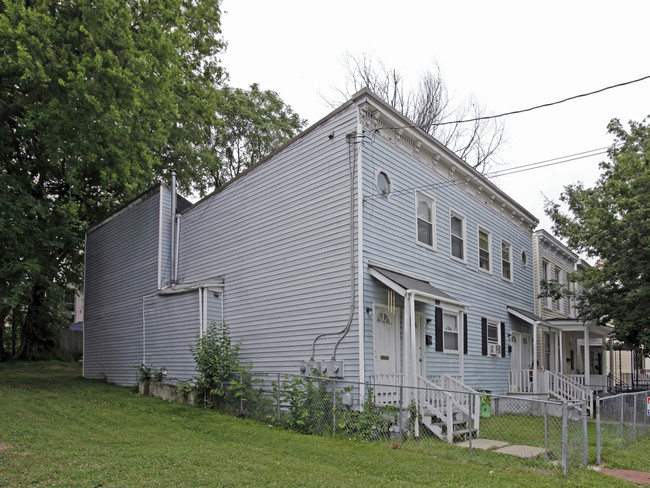 1211 N 22nd St in Richmond, VA - Foto de edificio - Building Photo